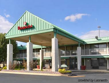 Ramada By Wyndham Edgewood Hotel & Conference Center Eksteriør billede
